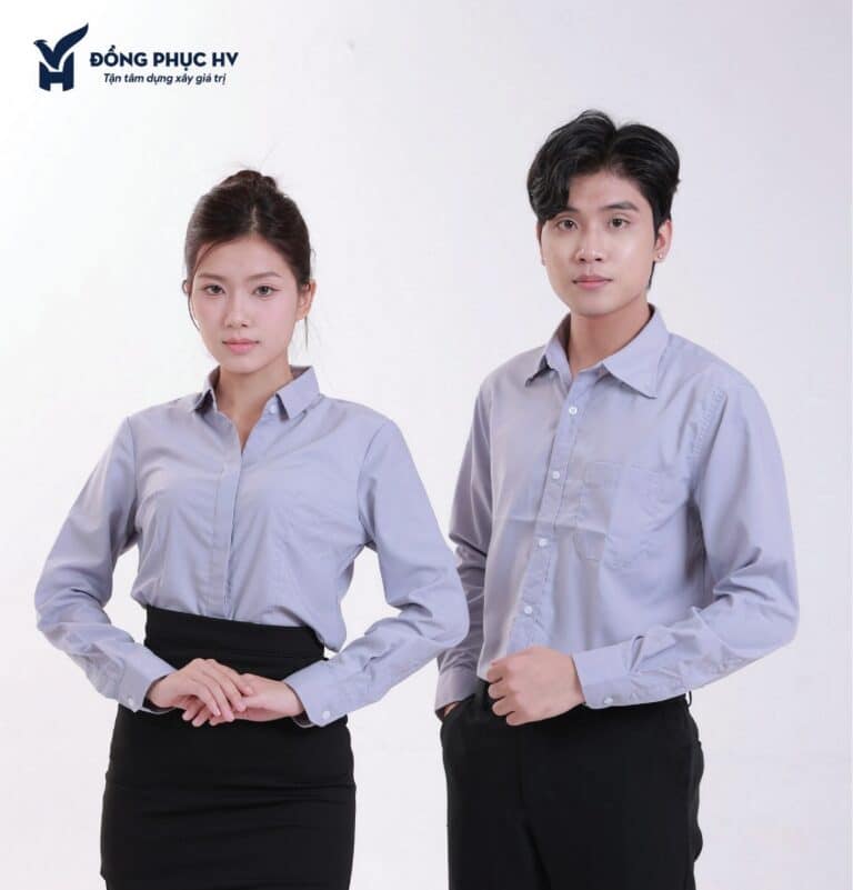 Áo sơ mi xám nhạt tay dài cho nam và nữ, phối quần và chân váy đen